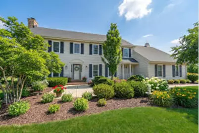12714 N Meadow Cir, Mequon, WI 53092 - Photo 1