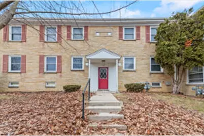 1342 E Randolph Ct, Milwaukee, WI 53212 - Photo 1