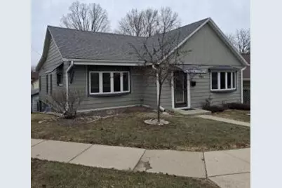 1412  Henry St, Watertown, WI 53094 - Photo 1