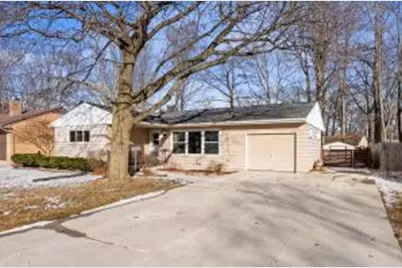 1433 N 23rd St, Manitowoc, WI 54220 - Photo 1