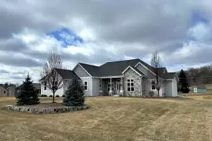 W222S4127 Timm Dr, Waukesha, WI 53189 - Photo 1