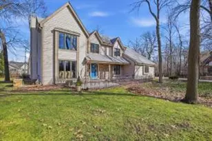 2100 S Cherrywood Ct, New Berlin, WI 53151 - Photo 1