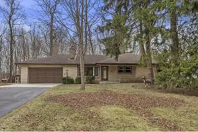 4007 W Southland Dr, Franklin, WI 53132 - Photo 1
