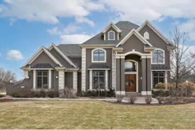 W292S5474  Fox Run Ct, Genesee, WI 53189 - Photo 1