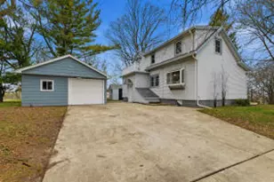 1328 N 36th St, Sheboygan, WI 53081 - Photo 1