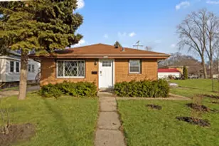 3942 S Troy Ave, Saint Francis, WI 53235 - Photo 1