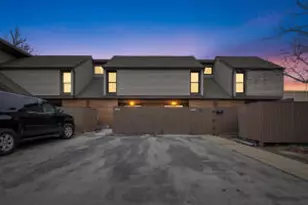 1621 W Edgerton Ave, Milwaukee, WI 53221 - Photo 1
