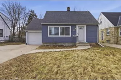 5525 N 52nd St, Milwaukee, WI 53218 - Photo 1
