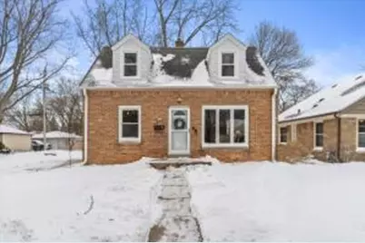 1929 W Marne Ave, Glendale, WI 53209 - Photo 1