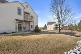 8526 S Bedford Way, Oak Creek, WI 53154 - Photo 1