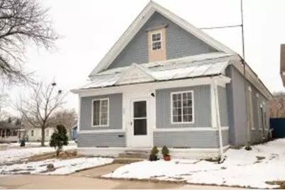 407  Avon St, La Crosse, WI 54603 - Photo 1