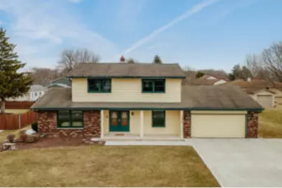 W158N10768  Catskill Ln, Germantown, WI 53022 - Photo 1
