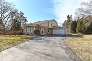 11249 N Oriole Ln, Mequon, WI 53092 - Photo 1