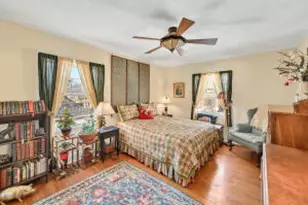 2719 E Locust St, Milwaukee, WI 53211 - Photo 23