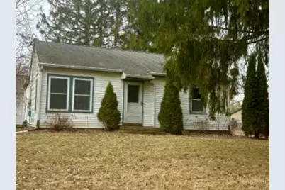 135  Felix St, Wales, WI 53183 - Photo 1
