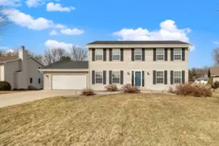 N7848 Maple Ridge Rd, Ixonia, WI 53066 - Photo 1