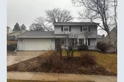 503  Partridge Ct, Pewaukee, WI 53072 - Photo 1