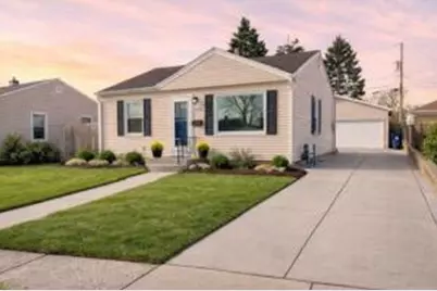 2520 E Crescent St, Racine, WI 53403 - Photo 1