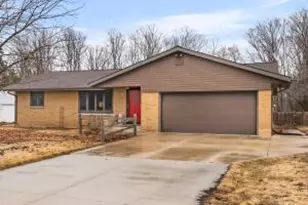 726 S State St, Mishicot, WI 54228 - Photo 1