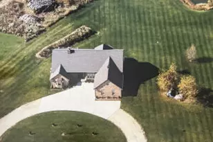 2075 Parkwood Ct, Grafton, WI 53024 - Photo 1