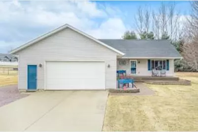518  Midway Dr, Reedsburg, WI 53959 - Photo 1