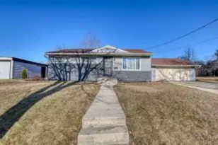 1516 Evergreen Dr, Waukesha, WI 53188 - Photo 1