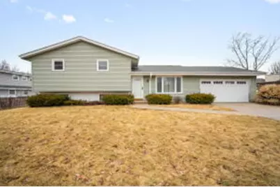 9622 W Tupelo Ct, Milwaukee, WI 53224 - Photo 1