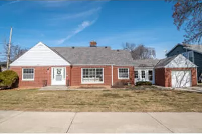 8766  Parkview Ct, Wauwatosa, WI 53226 - Photo 1