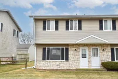 W163N11528  Windsor Ct, Germantown, WI 53022 - Photo 1