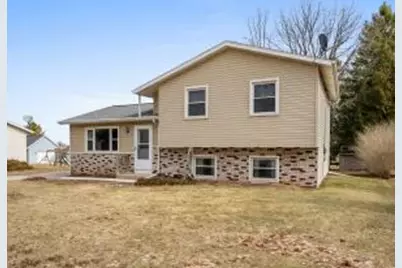 2129 S 23rd St, Manitowoc, WI 54220 - Photo 1