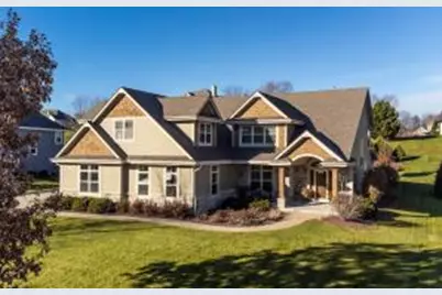 739  Stepping Stone Way, Pewaukee, WI 53072 - Photo 1