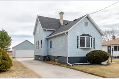 1401 S 31st St, Manitowoc, WI 54220 - Photo 1