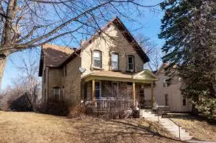 1324 Pennsylvania Ave, Sheboygan, WI 53081 - Photo 1