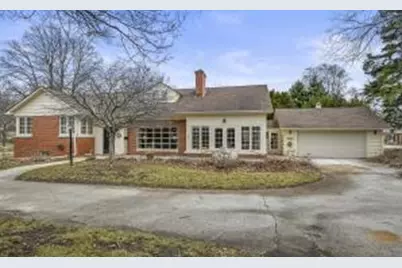 7009  Wellauer Dr, Wauwatosa, WI 53213 - Photo 1