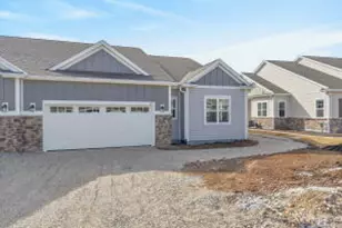 845 Stirling Dr, Oconomowoc, WI 53066 - Photo 1