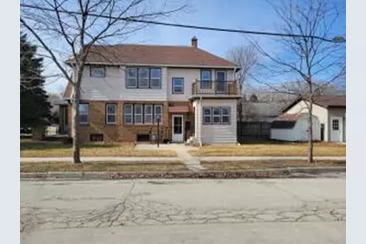 502 W Oakland Ave, Port Washington, WI 53074 - Photo 1