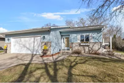 509  20th Ave, Onalaska, WI 54650 - Photo 1