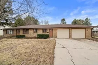 231 S 5th St, Cedar Grove, WI 53013 - Photo 1