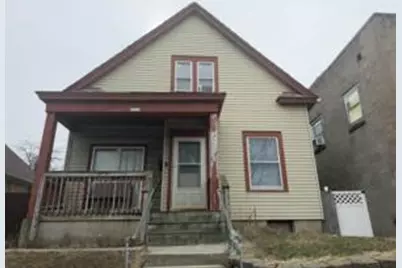 6223 W Lincoln Ave, West Allis, WI 53219 - Photo 1