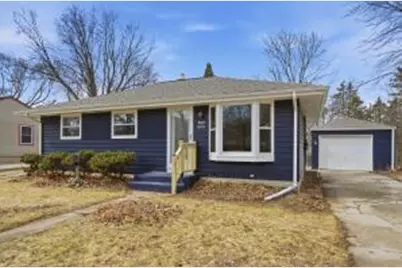 W60N761  Jefferson Ave, Cedarburg, WI 53012 - Photo 1