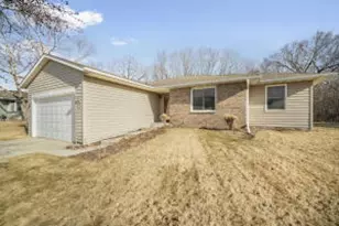 1423 Lower Forest Ct, West Bend, WI 53090 - Photo 1