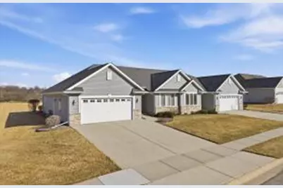 308 E Redding Cir, Belgium, WI 53004 - Photo 1