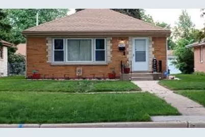 3922 N 80th St, Milwaukee, WI 53222 - Photo 1