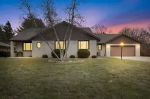 4916 S 82nd St, Greenfield, WI 53220 - Photo 1