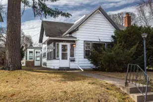 1433 Kane St, La Crosse, WI 54603 - Photo 1