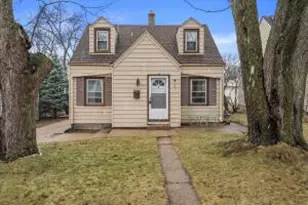4521 S Lenox St, Milwaukee, WI 53207 - Photo 1