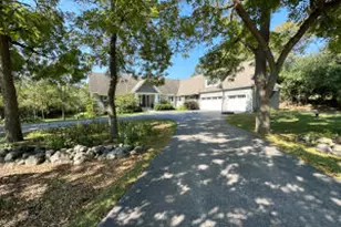 W315S3221 Harvest View Dr, Genesee, WI 53189 - Photo 1