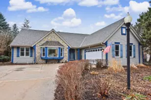 312 Manchester Dr, Waukesha, WI 53188 - Photo 1