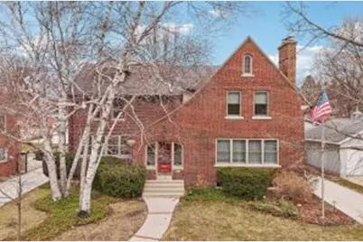 7500  Hillcrest Dr, Wauwatosa, WI 53213 - Photo 1