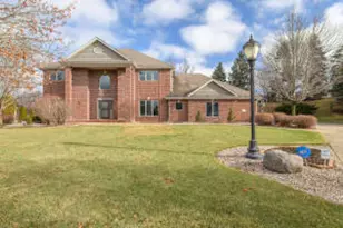 18840 Saratoga Ct, Brookfield, WI 53045 - Photo 1